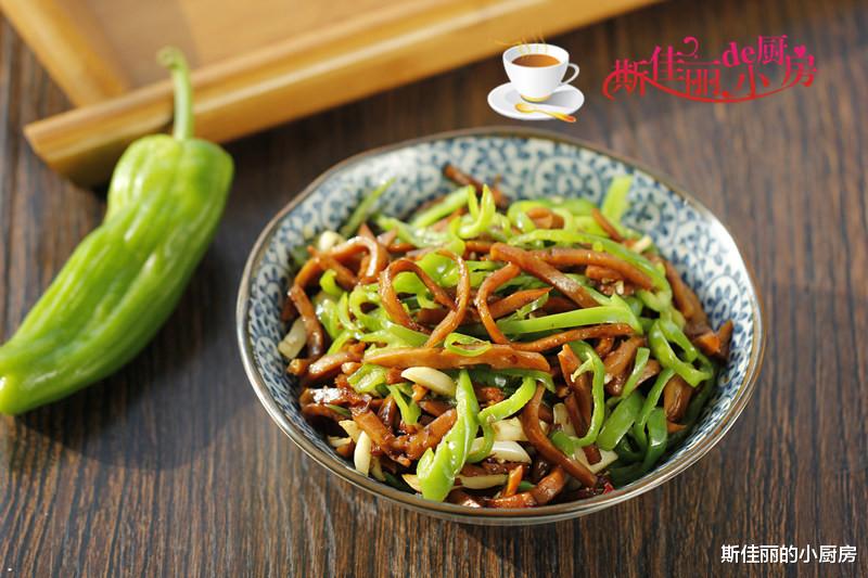 「青椒」这菜，1斤才3元，青椒和它是绝配，1周吃3次清肠燃脂，瘦出小蛮腰