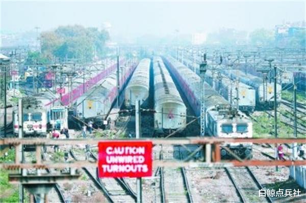 「英国」中国果然没让国人失望！援助名单细节曝光：英国得到了应有待遇