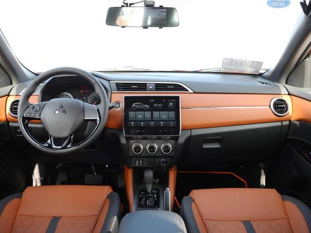 #三菱#三菱最亲民的SUV，一手好牌被自己给打臭了