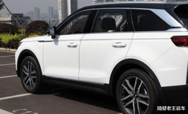 奔腾t99▲被冷落的“大坦克”，2.0T爆224马力，比汉兰达漂亮十倍，不足13万