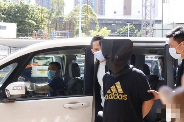 环球时报|寄信至港警总部威胁全港放炸弹杀人，一家三口落网