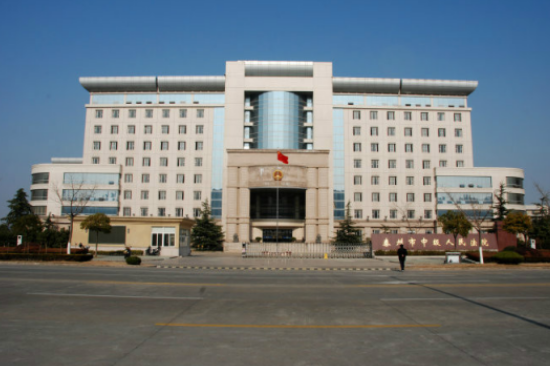 横相周刊社 江苏男子与醉酒女性发生关系，唆使另一男子继续，两男子被判刑