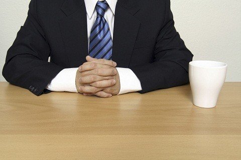 美团|男子面试美团,HR要求提供其他企业offer,却不料被企业取消offer