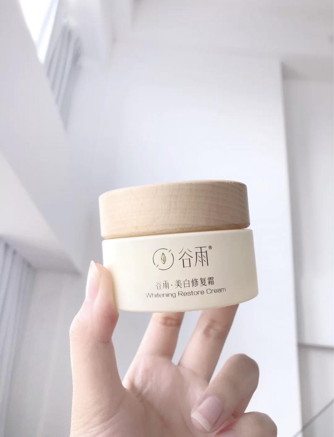 护肤品|继“百雀羚”后，我国又一“平价”护肤品走红！美白嫩肤，效果力压兰蔻！