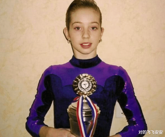 「欧洲」前欧洲体操女王，转行做成人演员，男友不反对还支持