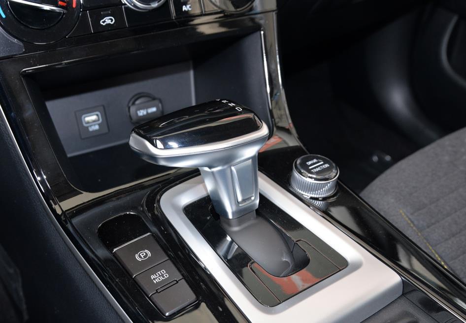 起亚汽车|买不起斯柯达柯迪亚克，最终选择起亚KX3傲跑，这价格划算吗？