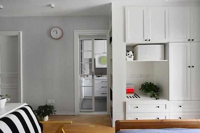 |套内30㎡的房子，要求很多也照样满足，有书房和衣帽间，功能齐全