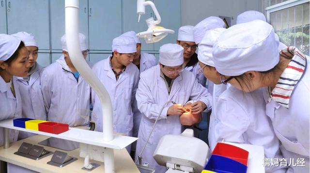 医生|这5个“医学专业”火了！就业率高薪资待遇好，你选对了吗？