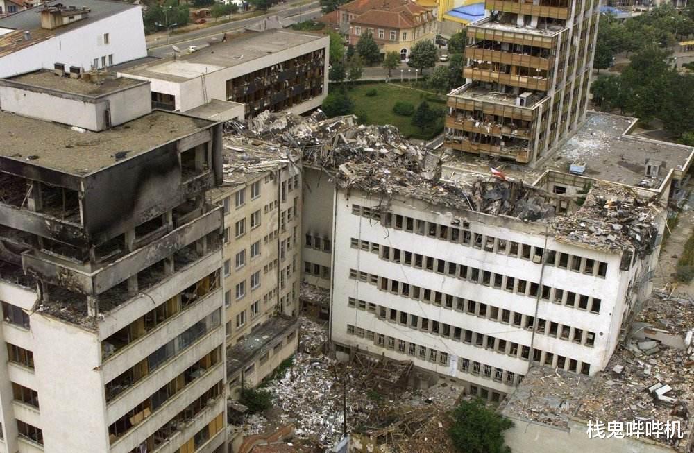 塞尔维亚：美军空袭留下的弹壳，导致塞尔维亚每年数万人致癌！