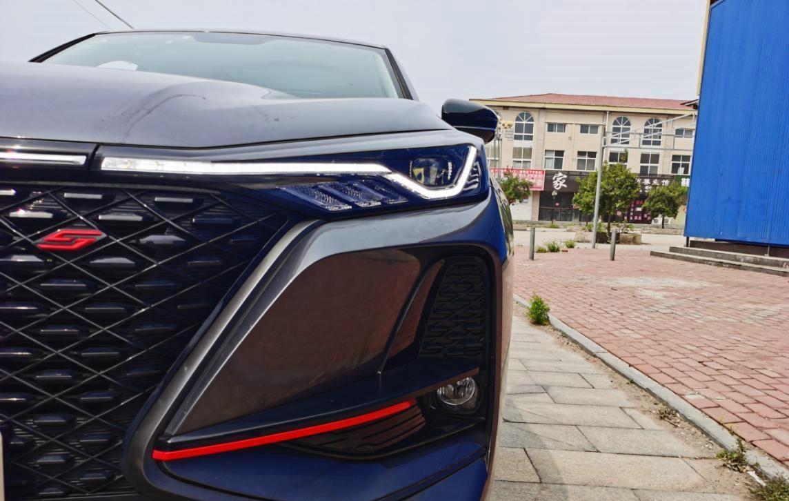 五菱宏光|12万提长安CS75PLUS,用车三个月的状况,油耗十个以内都能接受!