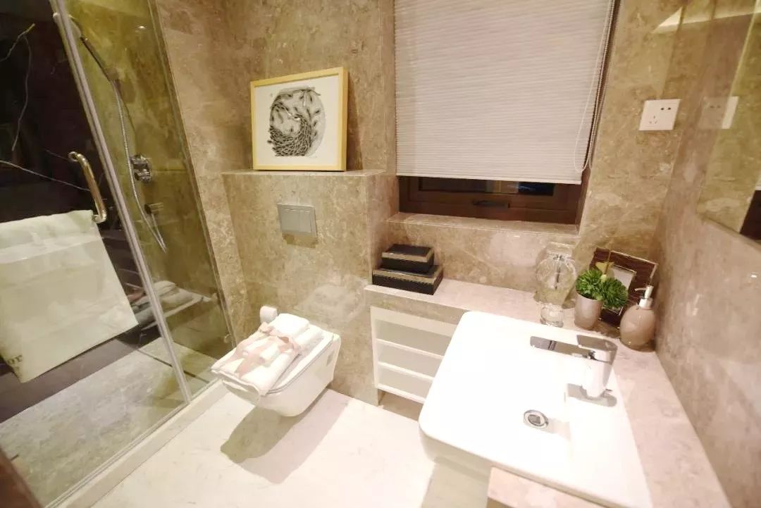 学区房，来看「静安慕舍」，这里轨交精装 真学区 现房 | 直接可以买！