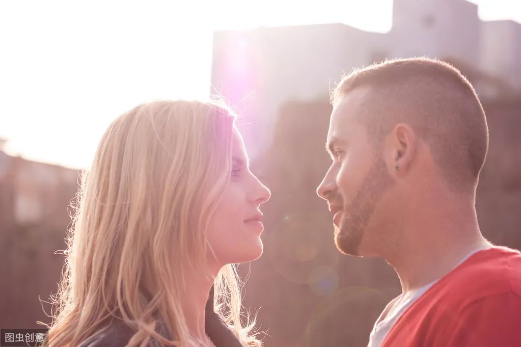 摩羯座@今日起,双鱼欲盼前任,幸福包围;巨蟹失而复得,与旧爱白首到老