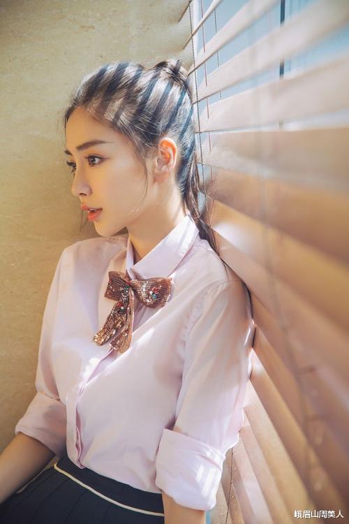 发型|脸上有这4个特征的女生,请大胆扎发,露出你的五官更漂亮!