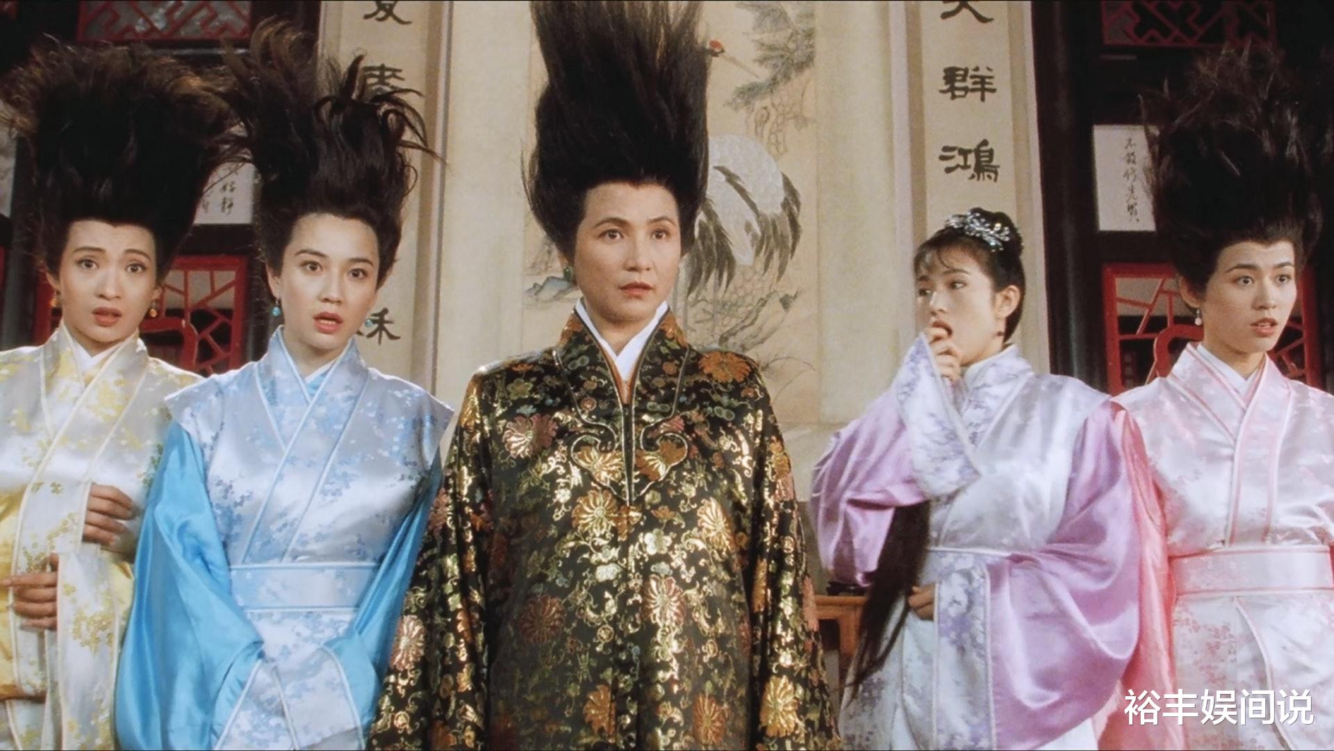 巩俐|《唐伯虎点秋香》中的她才是真美女，曾被赞比巩俐美，49岁仍靓丽