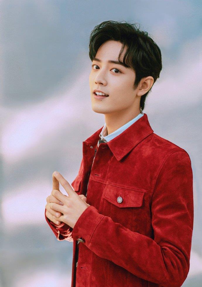 肖战|工作室发出新鲜的肖战，可爱治愈，粉丝：那位姐姐，羡慕你的一切