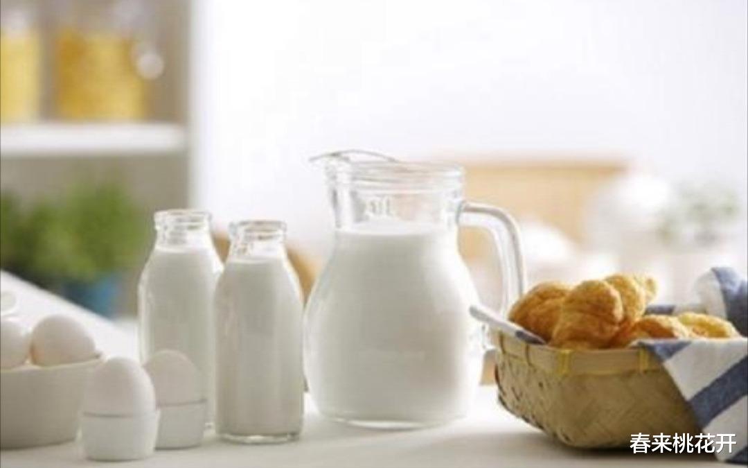 『张文宏』张文宏的不要喝粥论,央视网点评:不想喝粥才是传统