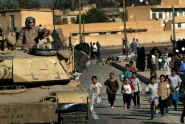 联合国@美军发起现代化战争，仅42天令对方消耗2万亿，中方彻底清醒