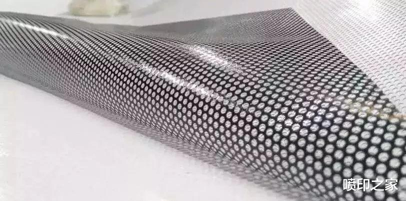 广告喷绘为什么选择单面透？这个问题终于有答案了！