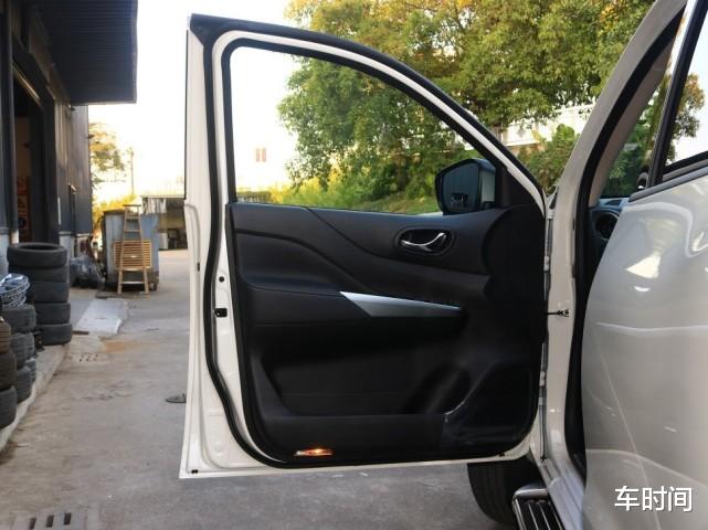 丰田普拉多|宁愿降价也不停产!50万的档次跌破15万,比普拉多大一圈,却无人懂