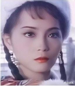 “石榴姐”苑瓊丹，除瞭醜女，還有飾演瞭好多俏麗角色-圖2