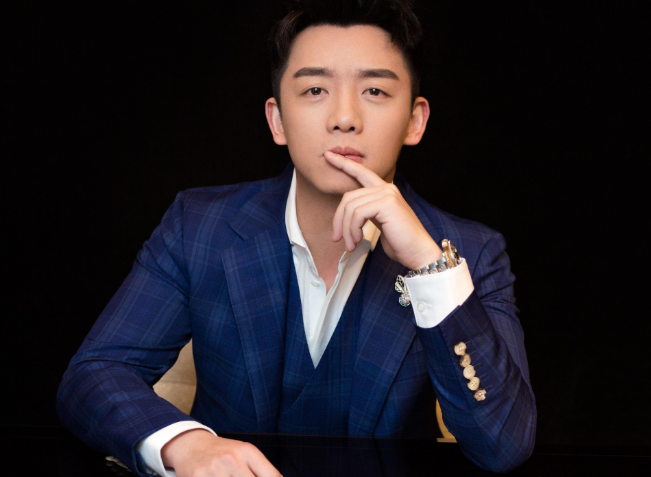 #郑凯#跑男官宣，别人越来越美只有郑凯成了加大号，网友：你也怀上了？