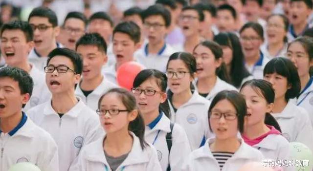 |84岁大爷参加高考，估分630分，但实际分数使人“不敢相信”