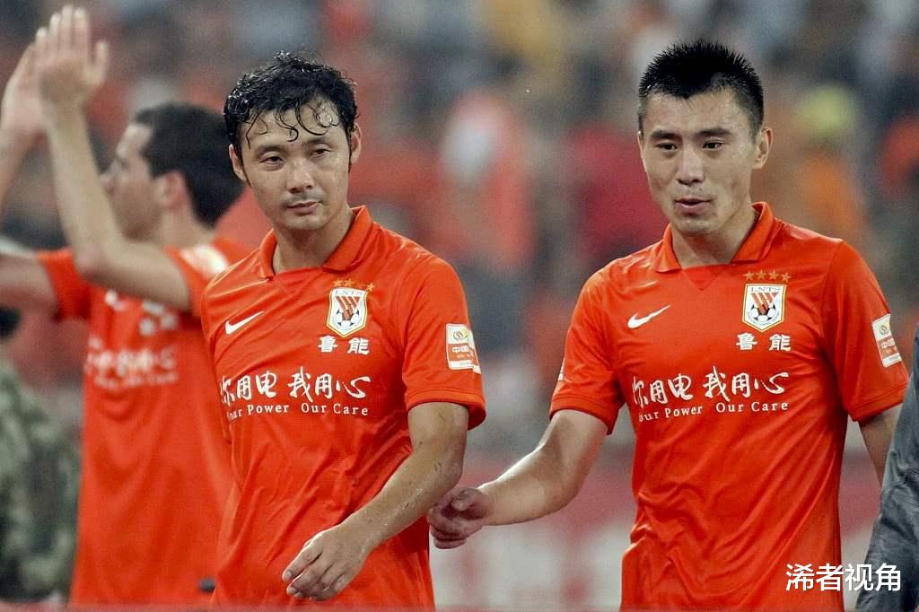 「杭州绿城」上午11点！中国足球传来振奋消息：鲁能将迎重大变革，国足有救了