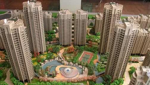 为了刚需买得起房，继而打压炒房者，没房的人松了口气