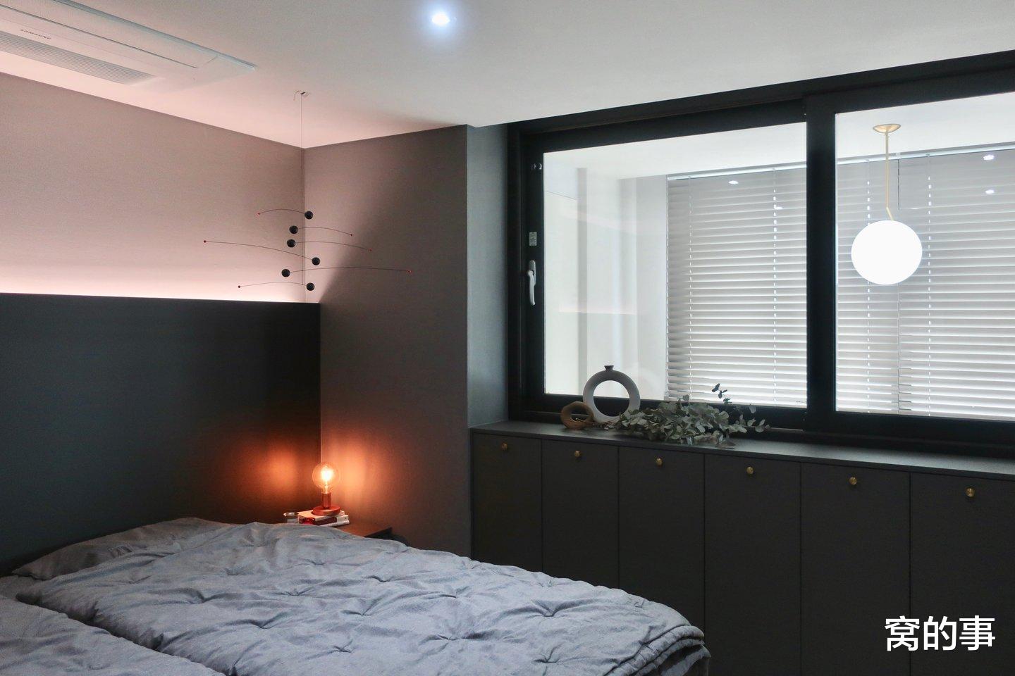 『设计师』这位70后女主，坚持把房子装成黑白灰格调，全屋高级场面令人着迷