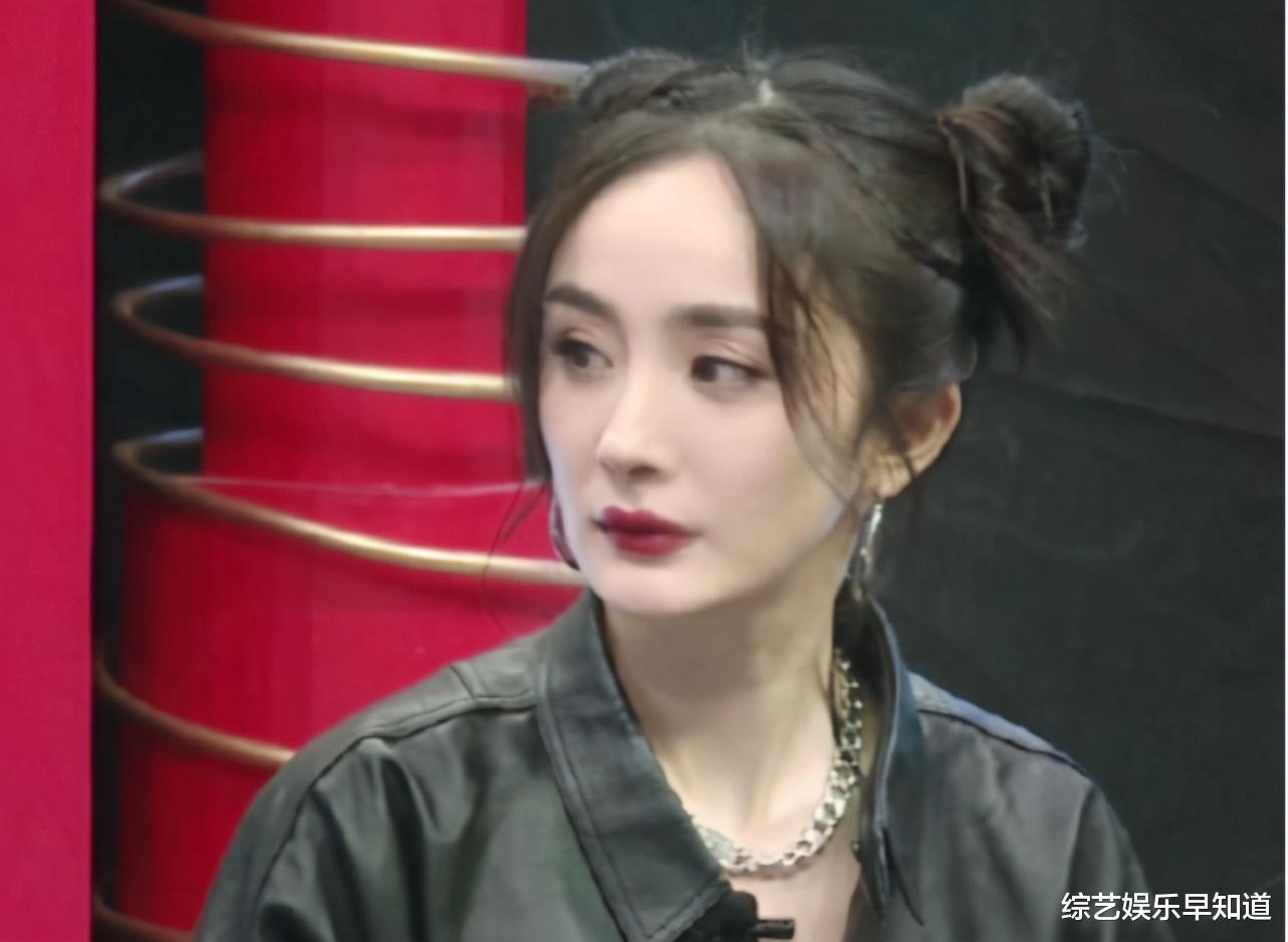杨幂|杨幂唐嫣先后参加《王牌对王牌》，一个活在过去，一个只往前看！