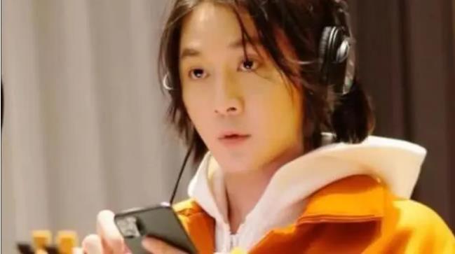 #张大仙#王者荣耀:主播账号一般都充了多少?看到张大仙的账号,网友:打扰了