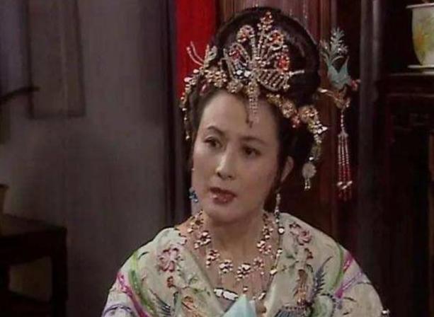 电影|1957年《女篮5号》走红，嫁80年代上影副厂长，83岁向梅还好吗？