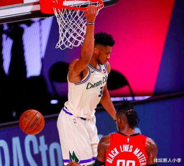 火箭队|2场飙10三分！火箭超级奇兵大放异彩，德安东尼果然没看错