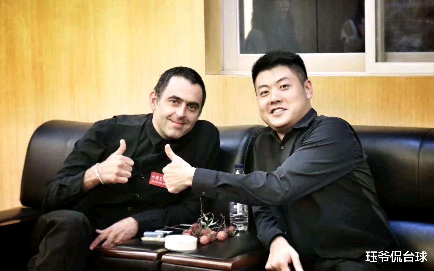 梁文博|犯规就是犯规！奥沙利文昔日犯规被怒批，梁文博无动于衷岂能被包庇？