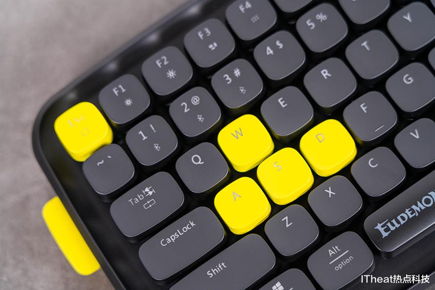 黑爵魔域联名款魔点ZERO原点蓝牙双模机械键盘评测：带你走进非凡的魔域世界