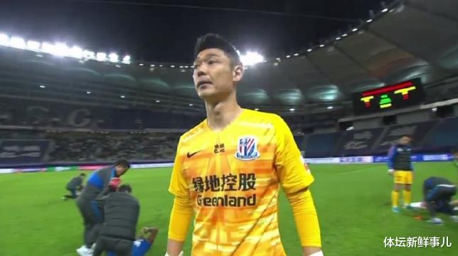 上海申花|耻辱淘汰后，申花主帅送了上港个字，听听黄健翔 董路 徐江怎么说