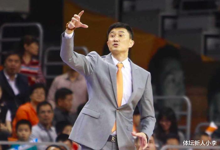 『杜锋』26+21+18!CBA复赛首日,三大内线打疯了,杜锋遇幸福烦恼