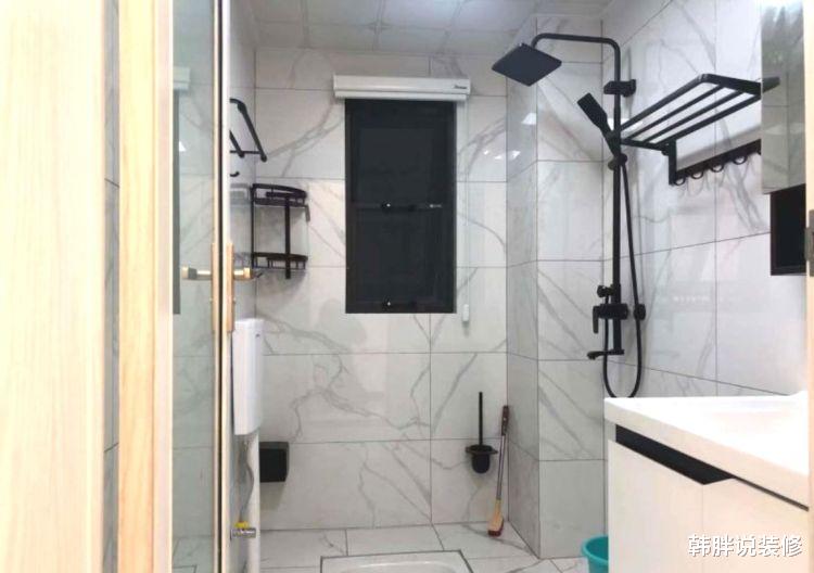 「」刚完成硬装的新房，全屋大白墙配石膏线，装修简洁却清新耐看