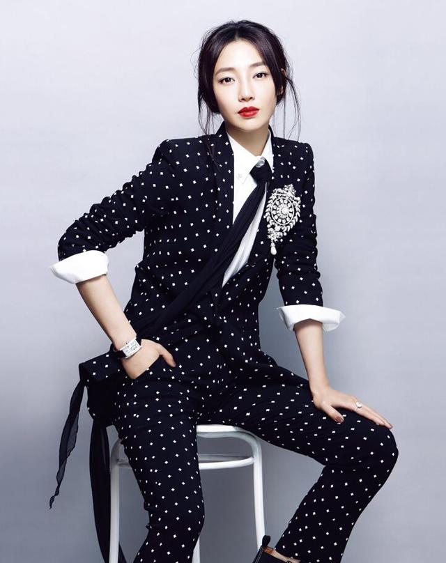 #白百何#从被传开除到京圈太子妃，看完白百何的成功之路：此人不简单