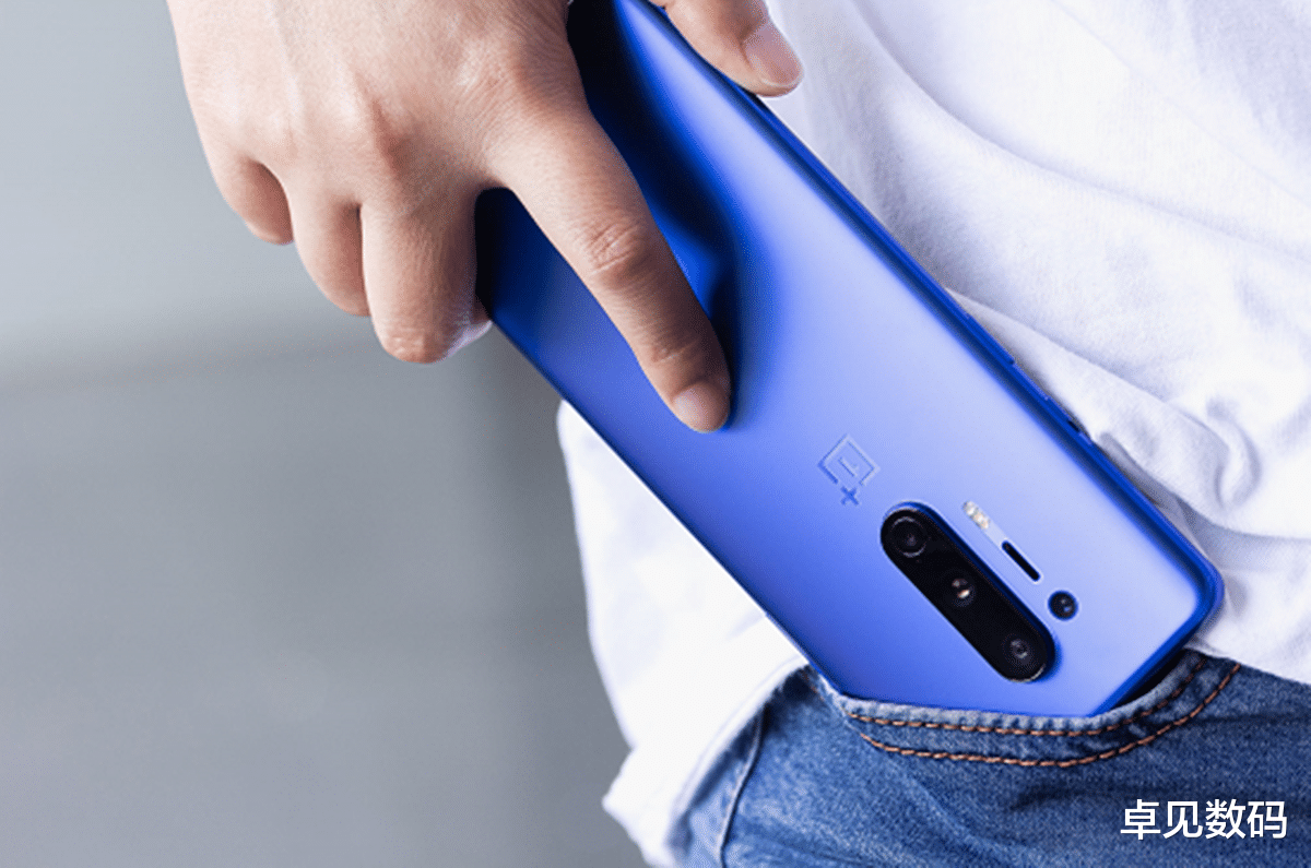 一加科技|又一骁龙865旗舰降600元，12+256G内存组合，心动了！