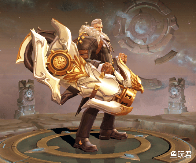 [黄忠]唯一电刀和影刃必须一起出的射手，普攻射程仅次于黄忠，爆发只低于孙尚香