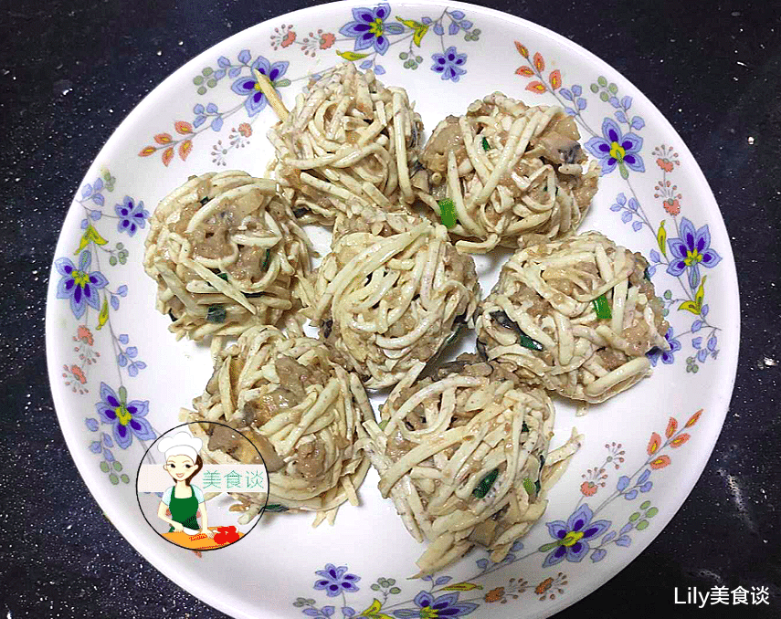 芋头丸子|11月吃它正当时,蒸一蒸10分钟上桌,营养又美味,好吃停不下筷子