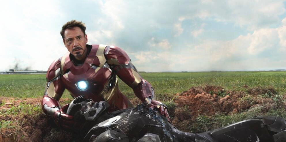 奇异博士|我用0.25倍速看了《奇异博士》,发现了一些隐藏极深的细节线索!