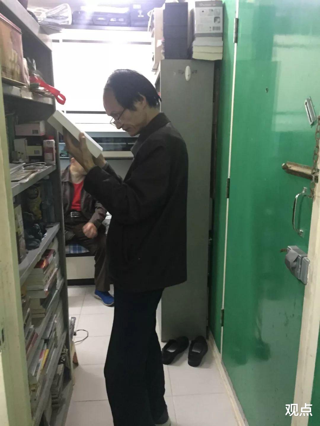 我去了趟香港，看了套16平米的公租房