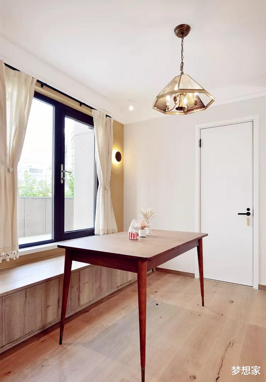 |鸡肋格局拆掉重改,卧室客厅互换,卫生间一分为二还多个小客厅!