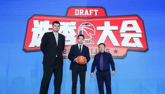 姜宇星▲联盟第一!史上最炸状元诞生了!感谢八一男篮不要之恩