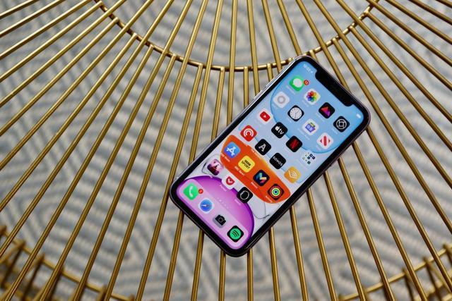 『iphone11』618入手的iPhone11是否真香？15天真实体验，坦言：跟想象不一样