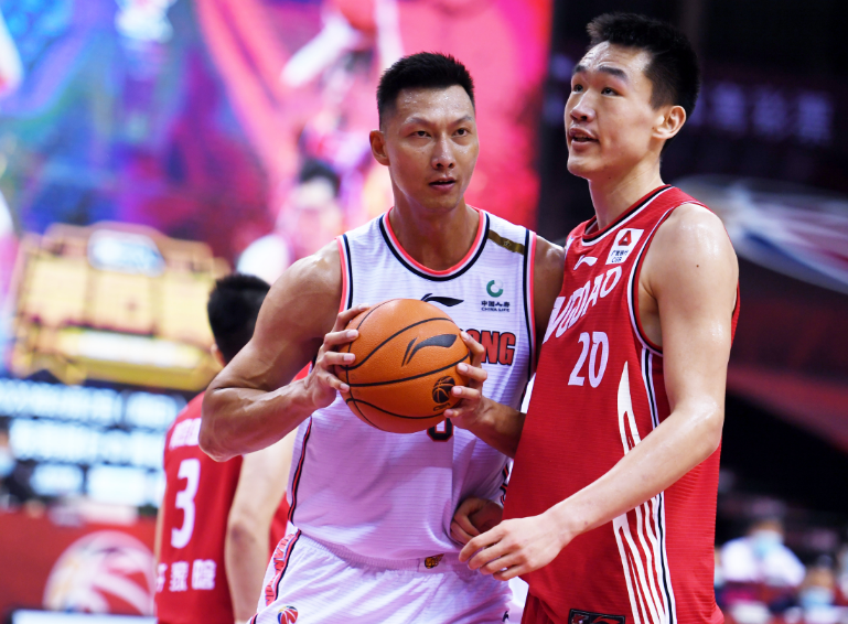 广东男篮|4大总冠军争冠！CBA半决赛赛程出炉，广东卫冕遇强敌，疆辽再决战