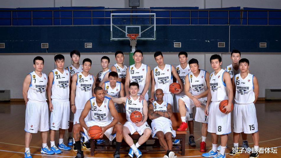 北京男篮|噩耗！首钢俱乐部讣告 前总冠军中锋去世 年仅30岁 吉喆后又有球员英年早逝