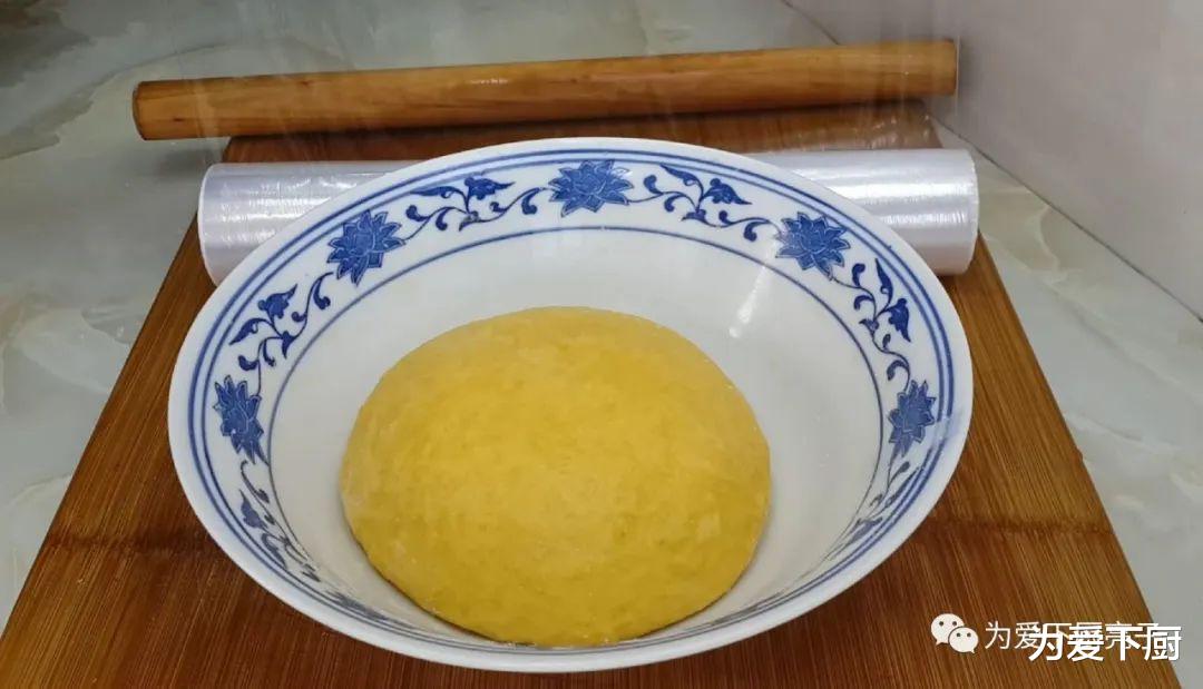 『土豆』面包这样做太香了，加4个鸡蛋，不用烤箱也能一次成功，解馋又好吃